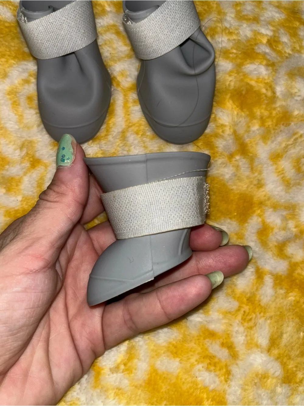 3 Doggy Gray Waterproof Slip-On Shoes Medium size